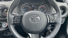 Toyota Yaris 1.5 VVT-i Icon 5dr CVT Petrol Hatchback